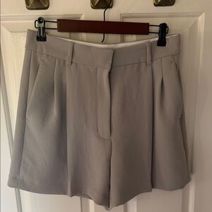 Aritzia Effortless Gray Women's Shorts